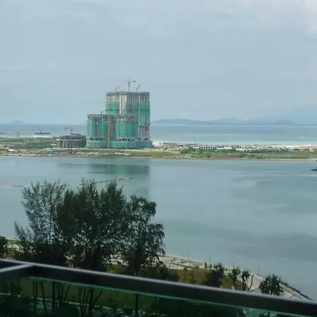 Studio At Middle Floor Sea View George Town Exterior photo