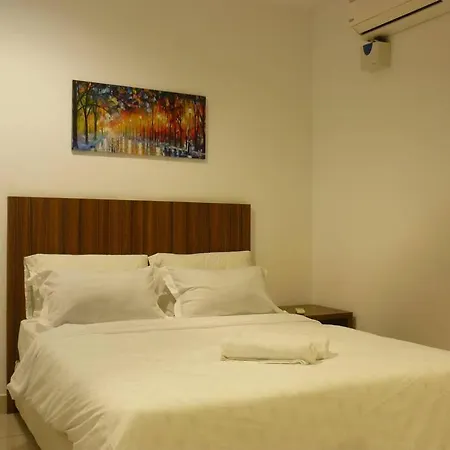 Studio At Middle Floor Sea View George Town Exterior photo